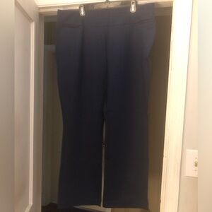New York & Company Navy Blue Pull on Style Straight Leg Pants With Stretch